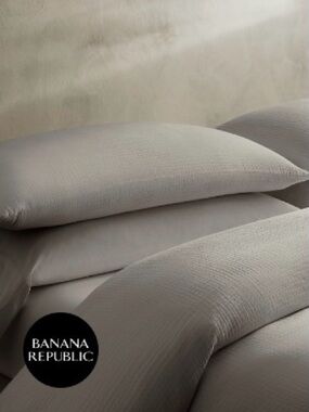 Banana Republic Home organic cotton gauze king size shams